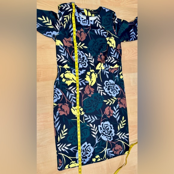 Eloquii dress with bell sleeves, size 16 - Picture 7 of 8